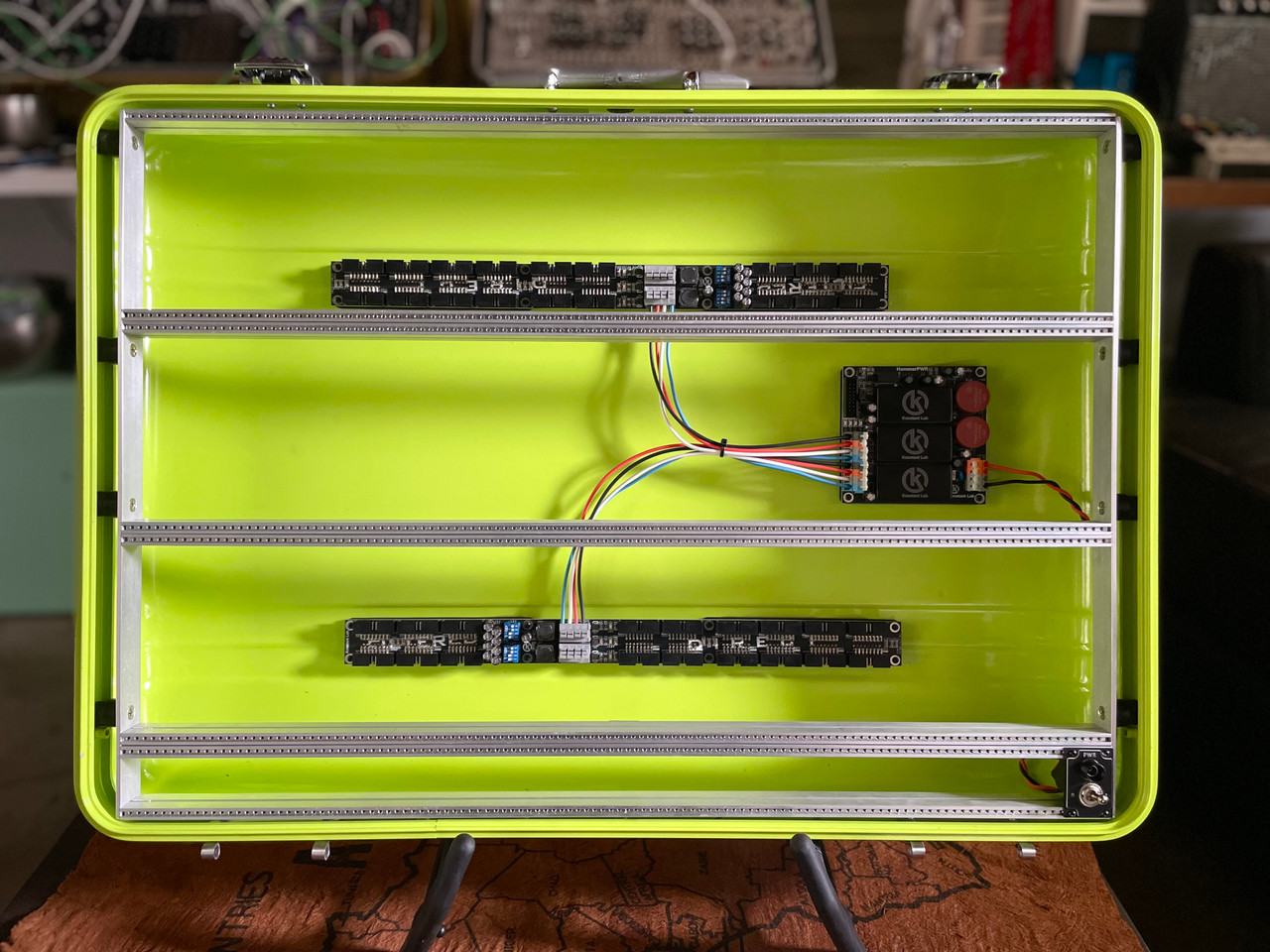 BPNYC ZERO Centurion Elite Eurorack Modular Travel Case 10U 480HP VERDE LIMON (SOLD)